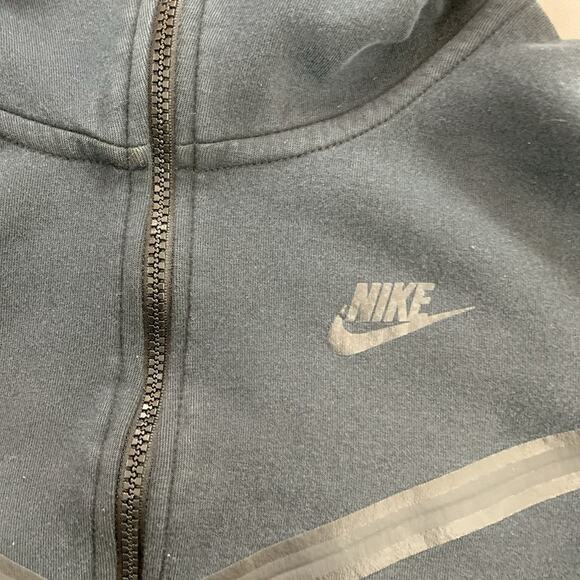 *SOLD* Nike Sportswear Tech Fleece Men's Small Full-Zip Hoodie Black - Picture 3 of 10
